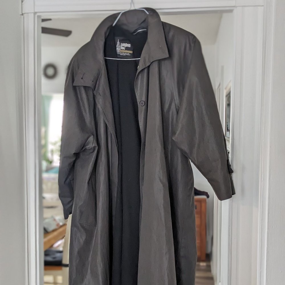 London Fog Men's Iconic Trench Coat